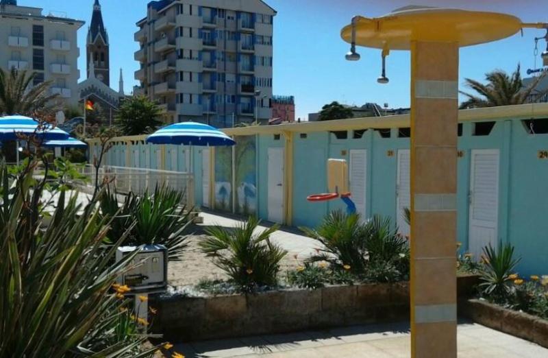 Hotel Britannia Rimini Marina Centro Zewnętrze zdjęcie