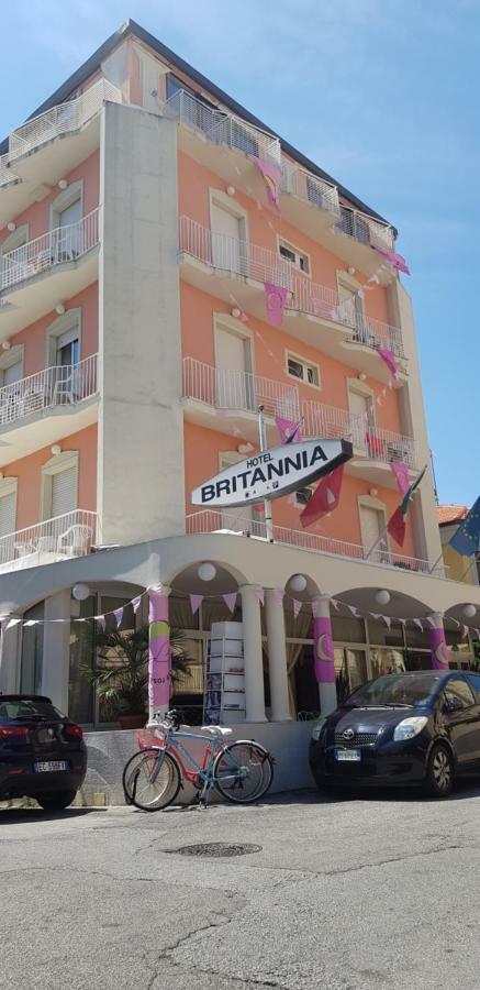 Hotel Britannia Rimini Marina Centro Zewnętrze zdjęcie